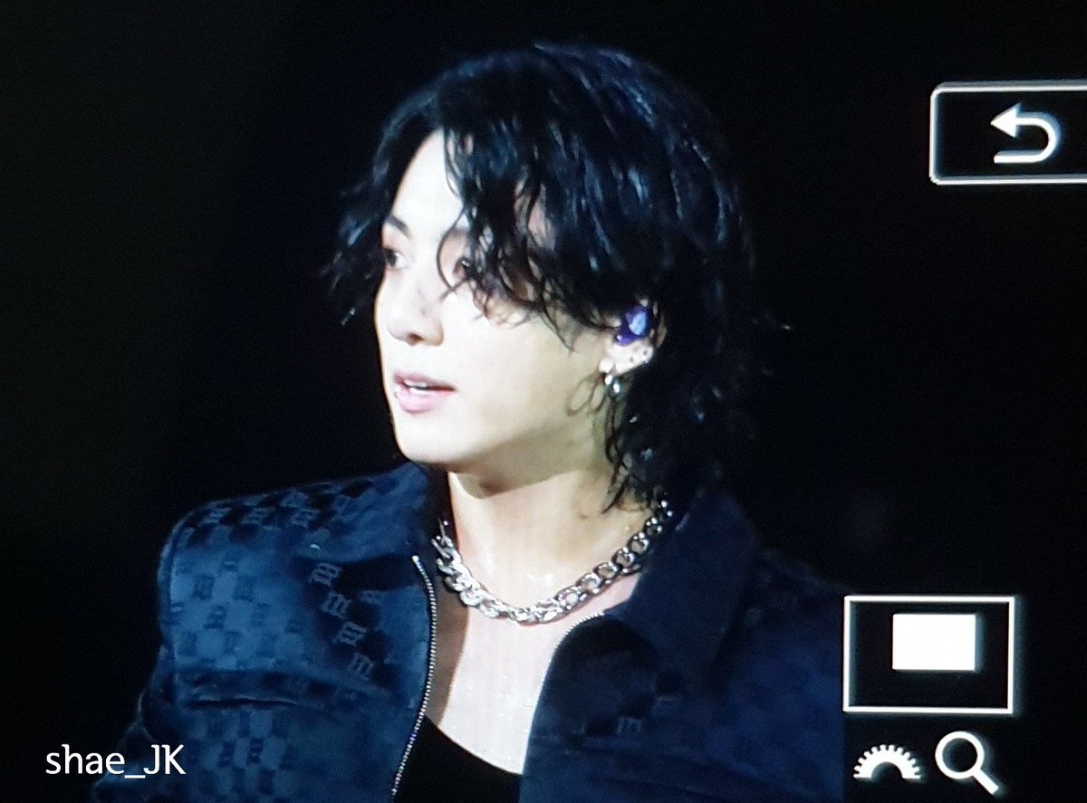 shae_JK's tweet photo. 221015 YTC #정국 #JUNGKOOK
프리뷰 ㅠㅠㅠ왜케 안나오지 
우리정국이 진짜 머싯었는데 https://t.co/xl2iLlMCcr