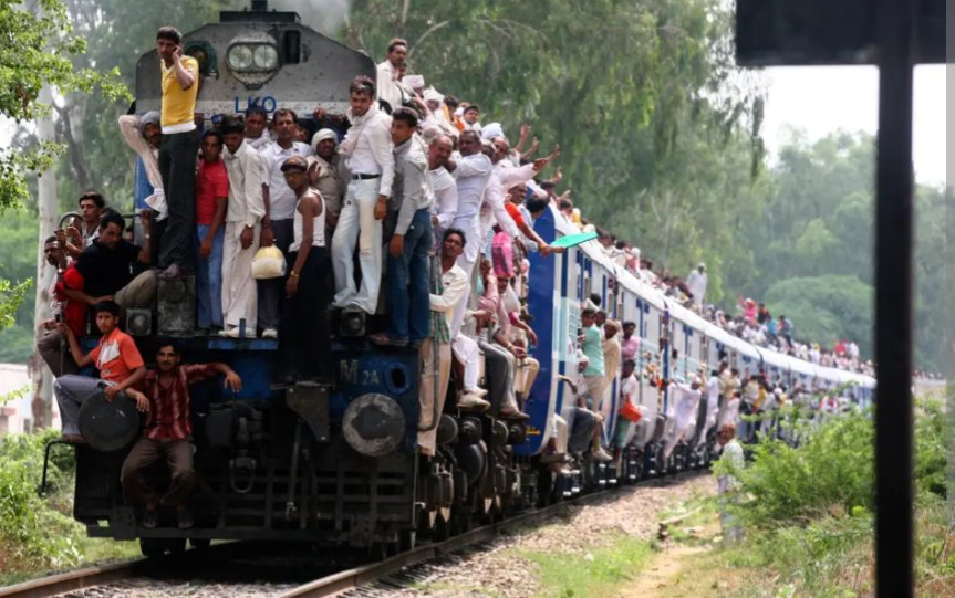 Actual scenes from 9.29pm Leeds-Harrogate service yesterday.

Delayed again - no driver or guard.

Why on earth a 2hr 10 minute gap between this penultimate service and final train at 23h39?

Unfathomable.