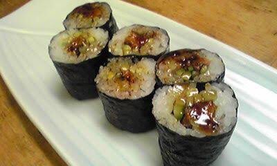 「好きな寿司は巻物とろたく穴きゅう刻み新香ひもきゅうマンボ(筋子きゅうり)白鉄火(」|小豆長光🎀🦊例大祭お-32bのイラスト