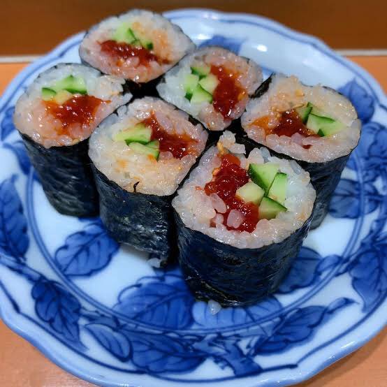 「好きな寿司は巻物とろたく穴きゅう刻み新香ひもきゅうマンボ(筋子きゅうり)白鉄火(」|小豆長光🎀🦊例大祭お-32bのイラスト
