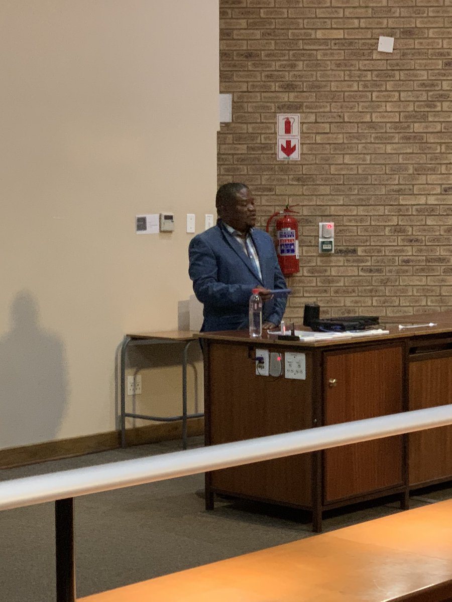 zafanz's tweet image. Prof Medupe welcoming the teachers @theNWU Teachers4DataAnalytics workshop using #SASDataFly at the Vaal Campus.