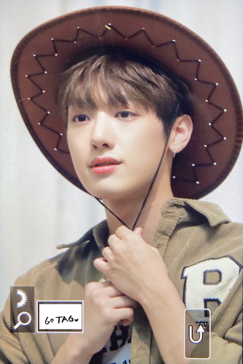 Gotag1998's tweet photo. 221015 MD팬싸
ㅠㅠ 오래만에 보기 좋아

#골든차일드                                 
#GoldenChild                            
#손영택 #영택 #TAG #태그 https://t.co/qgR0uKjyb3
