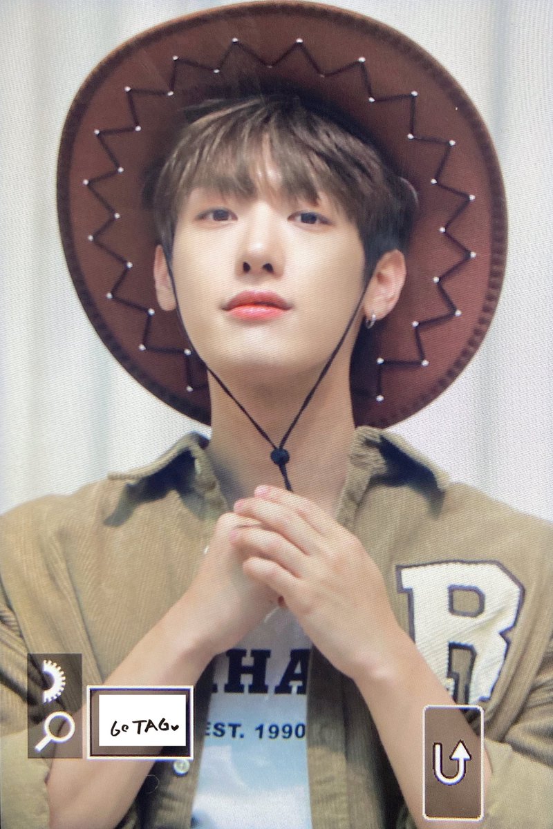 Gotag1998's tweet photo. 221015 MD팬싸
ㅠㅠ 오래만에 보기 좋아

#골든차일드                                 
#GoldenChild                            
#손영택 #영택 #TAG #태그 https://t.co/qgR0uKjyb3