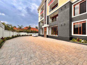 AkramMayumba's tweet photo. In.          Bukoto- Kampala City 

A fully furnished apartment for rent 
Rent price: $800!
+256 756411332

#AkramPropertiesUG https://t.co/Qc2xsJLmJv