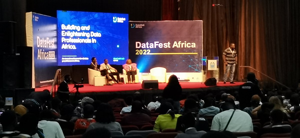 sanusi_waris's tweet photo. We are here!!! #DataFest2022 #DataFestAfrica #datafestafrica2022 https://t.co/mu40XxBat7