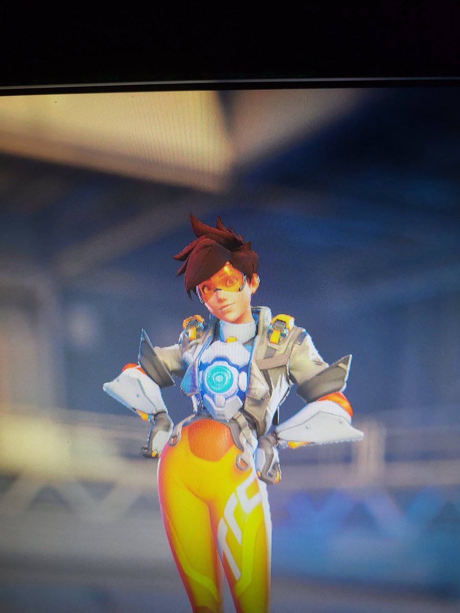 CDread70's tweet photo. @aaronkellerOW I've noticed in one of the recent patches you have downgraded the hair quality significantly, it's become very matte and has no shine whatsoever, would love a fix for this small detail https://t.co/AncXXcicEV