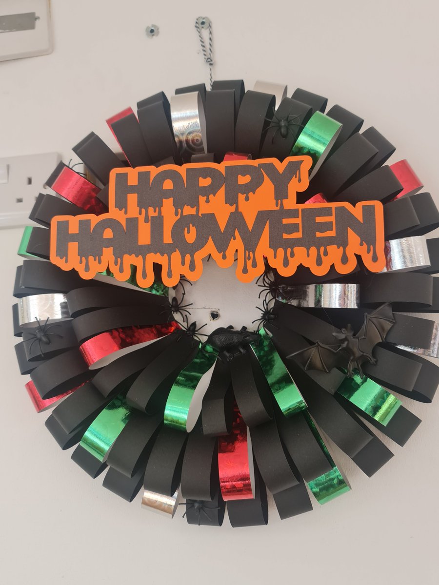 KangarooEdi's tweet photo. Halloween has arrived in Edinburgh 🎃👻
#Halloween #HappyHalloween https://t.co/xWGnZC6wYX