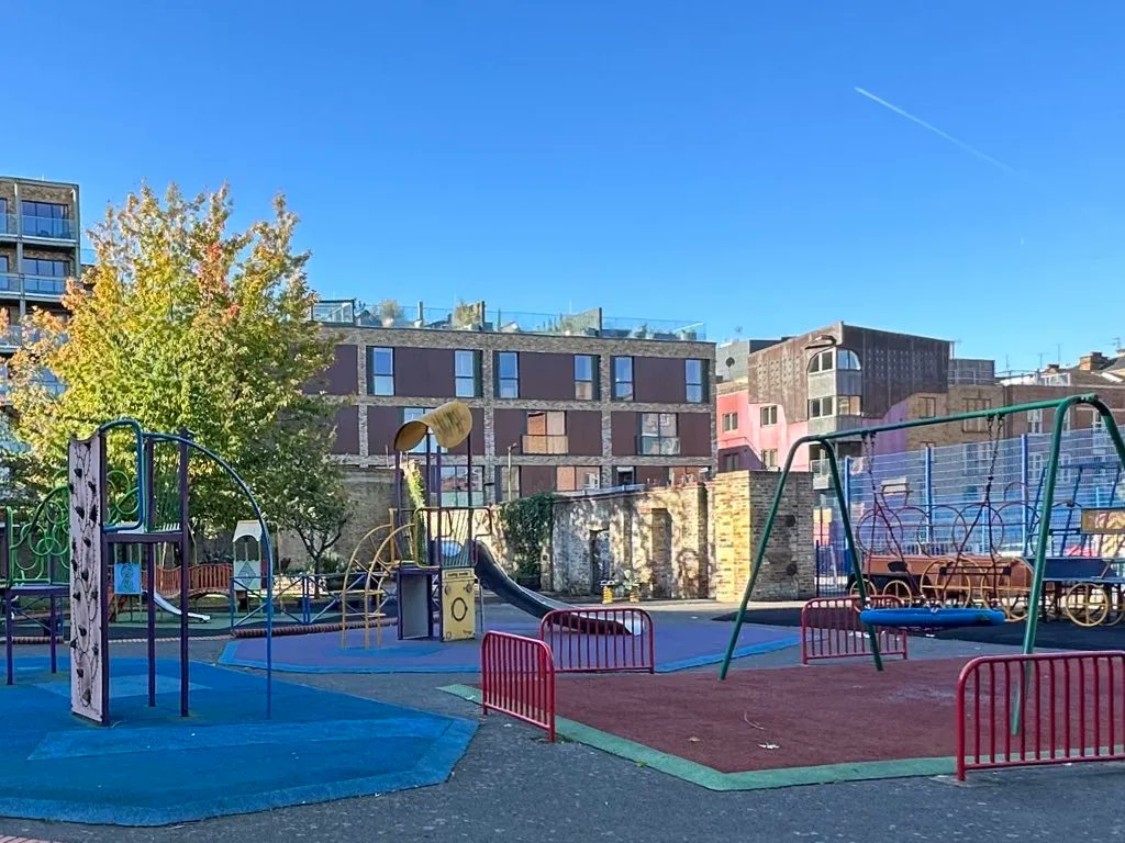 Have your say on new designs for Little Dorrit Park and Peace Garden today 1pm-3pm <a href="/BOSTSE1/">Bankside Open Spaces Trust</a>  london-se1.co.uk/whatson/event/…