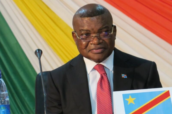 mediacongo's tweet photo. #RDC: «Ces gens doivent savoir qu'il y a des conséquences pour les actes qu’ils posent [...] pour qu'à l’avenir, il n'y ait pas un autre Kalev #Mutond», l'ONG @hrw exige l'ouverture d'une enquête sur l'ex AG de l'#ANR pour «détention arbitraire et torture»
https://t.co/VV7hbpOAdd https://t.co/0NIG8GJ7ce