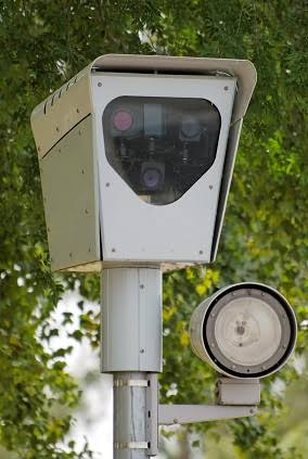 alpinelad's tweet photo. @hvgoenka In Europe police ATMS look like these : #movable #speedradar
It goes into a collective kitty and they all share the spoils. https://t.co/x24jTLuvKj