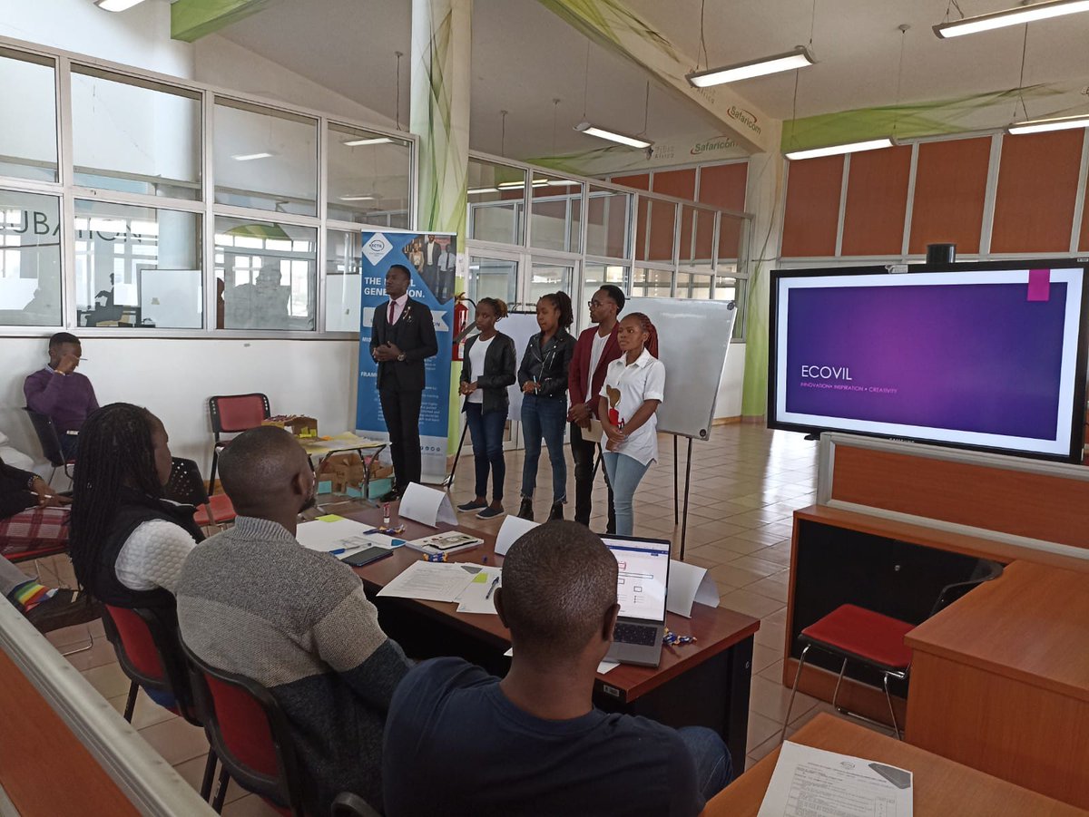 EmmanuelOmondi_'s tweet photo. Pitching sessions happening right now at @StrathU organized by @KectilKenya
To help youths  in terms of positivity, being the change we want to see, leadership management and innovation to solve social problems. @SafaricomPLC https://t.co/A3HaQJkVzX
