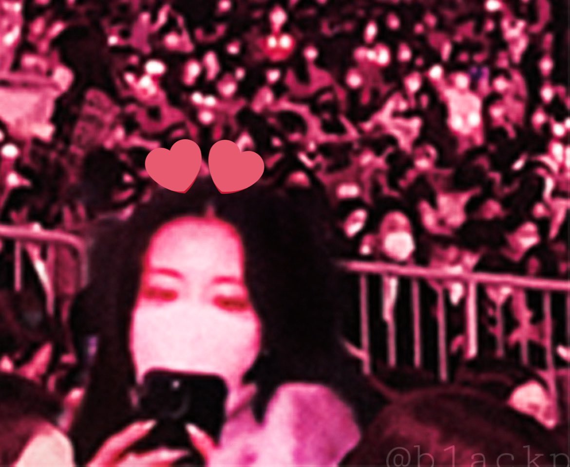 BLACKPINKGLOBAL's tweet photo. Itzy's Lia and Yuna at BORN PINK in Seoul Day 1

BORN PINK WORLD TOUR
#BORNPINKinSeoul_Day1
#언제나_블링크야_우린_떠난적_없으니까 #SHUTDOWN #BLACKPINK https://t.co/l5fz9LfCAV