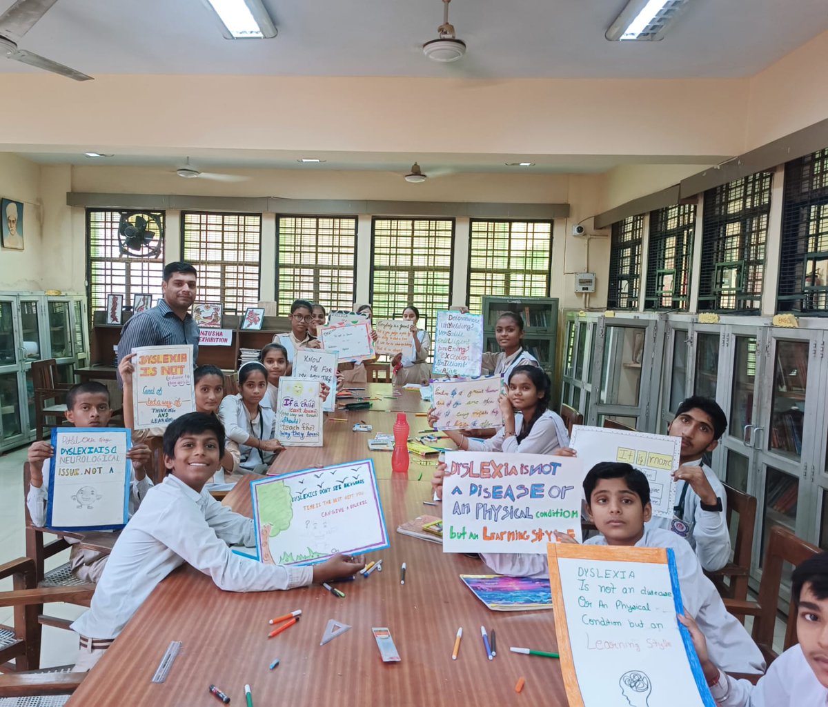 RPVVSHALIMAR's tweet photo. As part of the dyslexia month activity, DOE( under IE branch) organised slogan writing competition in school Library  under the facilitation of Mr. Harish Kumar, TGT-Spl. Edu Teacher
Topic- Dyslexia
Sharing a few glimpses..

@msisodia 
@Dir_Education 
@gupta_iitdelhi https://t.co/skAv3PCy8W
