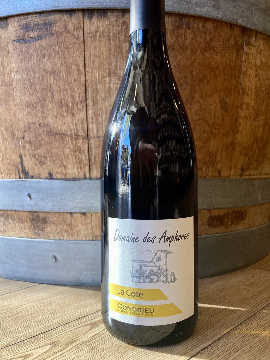 Odd_Hampstead's tweet photo. NEW IN: Domaine des Amphores 'La Cote' Condrieu 2020. The nose on this wine offers an intriguing mélange of toasted nuts, salted pineapple, chestnut honey and a hint of spice. The palate is full of roasted peach and green almond flavours. Great with roast chicken! #oddbins #nw3 https://t.co/ET6yc3XoTC