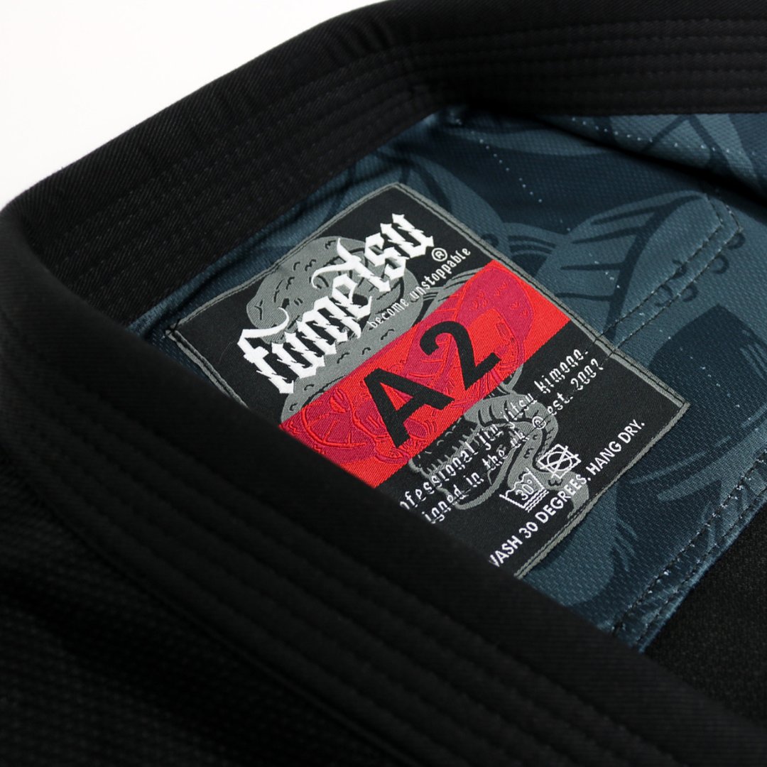 FumetsuCombat's tweet photo. Need a new BJJ Gi? Check out our brand new Snake Eyes range via our website - also available in Khaki 😉

Linkinbio!

#fumetsu #becomeunstoppable #bjjlifestyle #mmaworld #jiujitsulifestyle #grapplinglife #bjjtraining #martialartslife #snakeeyes https://t.co/bgREosR7by