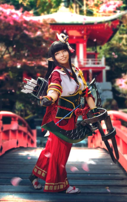 Hinoa, The Quest Maiden of Kamura VillageI enjoyed cosplaying as her sooo frkin much! I look so cool Photo enhancements by yours truly #MHRise #MonsterHunter 