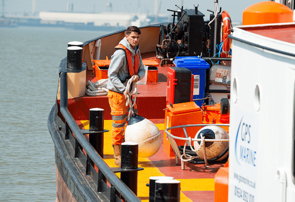 LondonPortAuth's tweet photo. Continuing professional development for #Thames mariners
Get started ➡️ https://t.co/wStX43Djh4
#CPD #CareersOnTheThames #ThamesCPD https://t.co/p3Rfyz9s5m