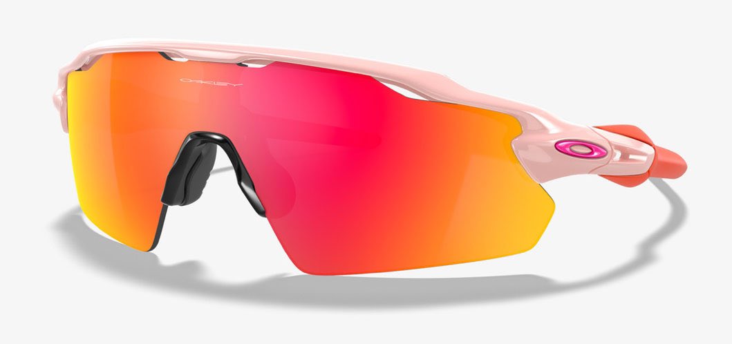 kineido's tweet photo. OAKLEYスポーツサングラスRADAR EVカスタムアイウェアがパワーアップ!従来のPATHシェイプに加え、日本未発売だったPATHをサイズアップしたPITCHシェイプも選べるようになり、さらにカラーも豊富なバリエーションからお選び頂けます!
https://t.co/J6htd39Rht
#OAKLEY
#RADAREV
#カスタムアイウェア https://t.co/qn5XKvyuZI