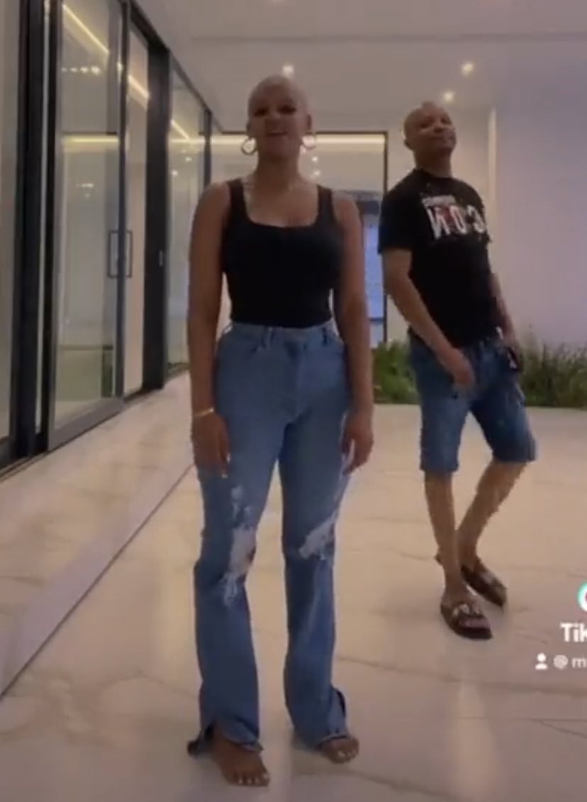 ChrisExcel102's tweet image. Angikho happy ngomcondo we Boyfriend ka mihlali 😭😭😭 …