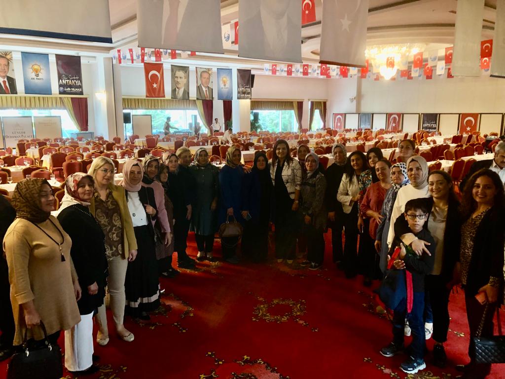 akkadin_hatay's tweet photo. 📍Antakya #Ottaman 

"Antakya Belediyesi Bilgilendirme ve İstişare" toplantısına; İl Başkanımız, Teşkilatımız, Mahalle Muhtarlarımız ve Mahalle Temsilcilerimiz ile katılım sağladık.

Ev sahipliğinden dolayı Belediye Başkanımız @izzettinylmz' a teşekkür ederiz. https://t.co/CR6TjvxCOH