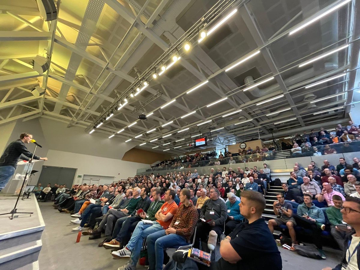 Good to be with hundred of men from the south west of England at the <a href="/SWMensConv/">South West Men's Convention</a> today in Bristol. 🙌

Adrian Reynolds (Head of National Ministries) is speaking along with @abercecpastor.