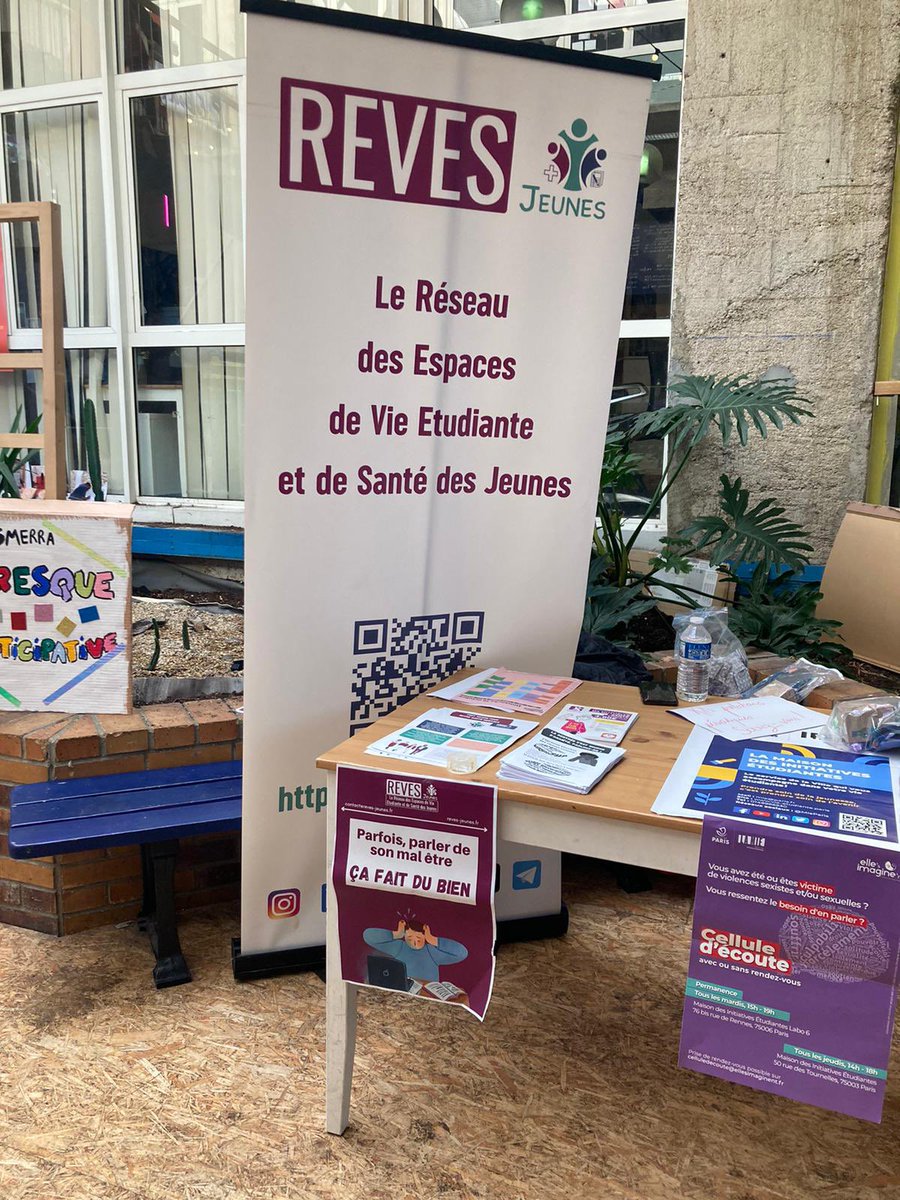 RevesJeunes's tweet photo. Présent•es aujourd’hui aux facettes festival en compagnie @mieparis : kit protections périodiques, bon plans ou encore informations sur nos dispositifs 😎 !!!

N’hésitez pas à passez nous voir 🙂 https://t.co/xfrR6ZY0AE