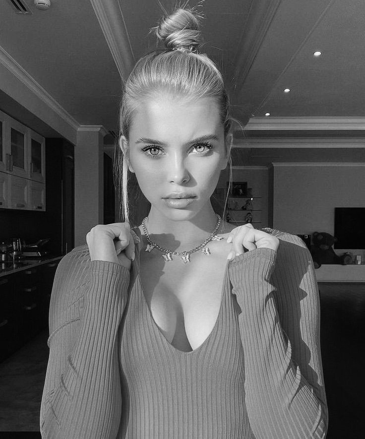 ↝ Alla Bruletova Así Radjna Diggory.