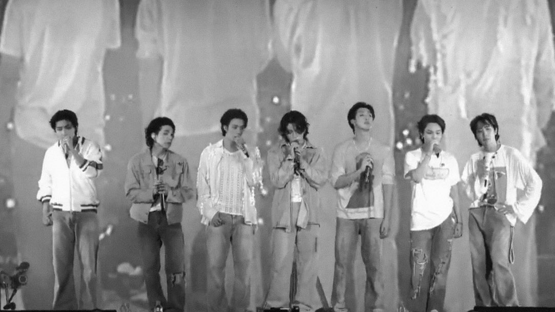 tehyungiee's tweet photo. my forever 🤍 https://t.co/fCVwOwX8Qd