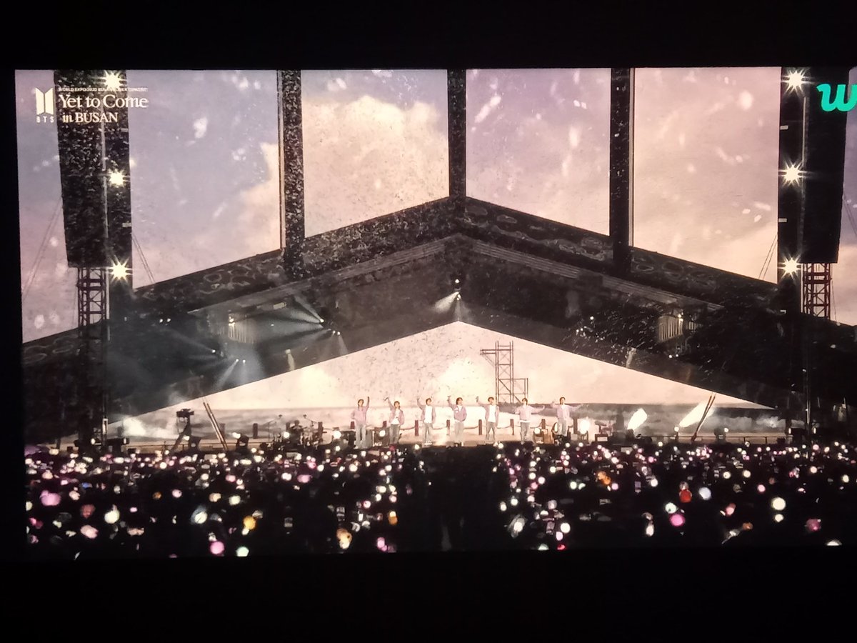 FrAncXie's tweet photo. #BTS_YetToCome_in_BUSAN 

#BTS_YetToCome_Weverse_Live https://t.co/ixPwqPlTTx