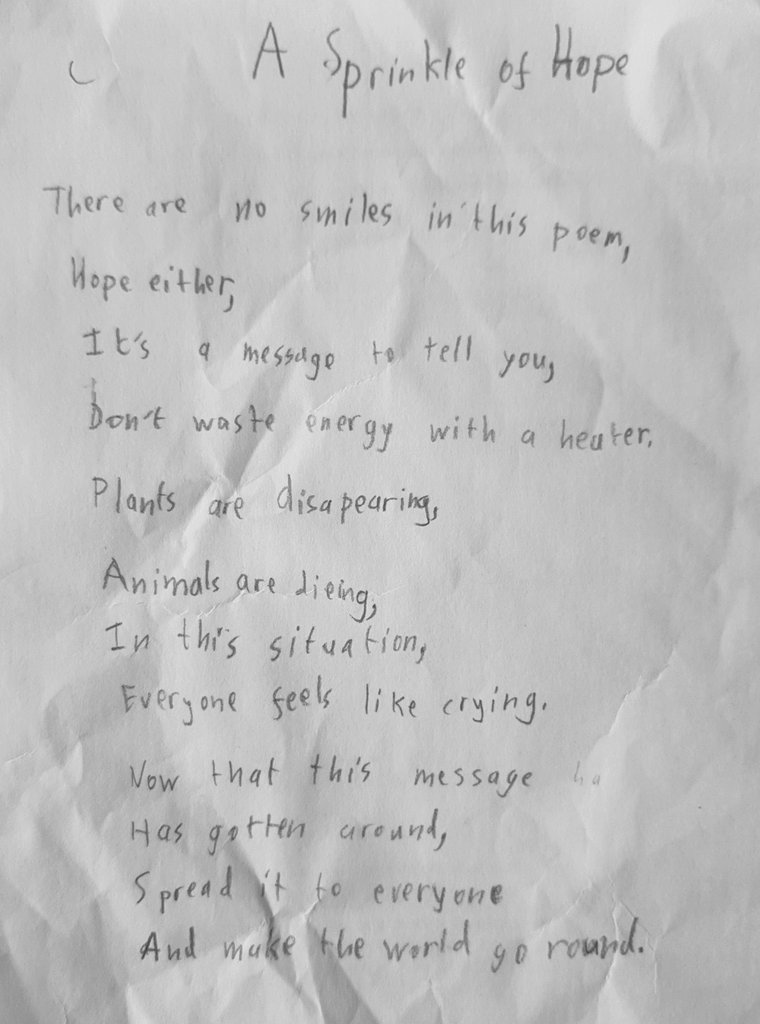 Não é por nada mas acho que este poema que a minha irmã de 9 anos escreveu combate mais a crise climática do que atirar sopa a quadros
🤷‍♀️🤷‍♀️