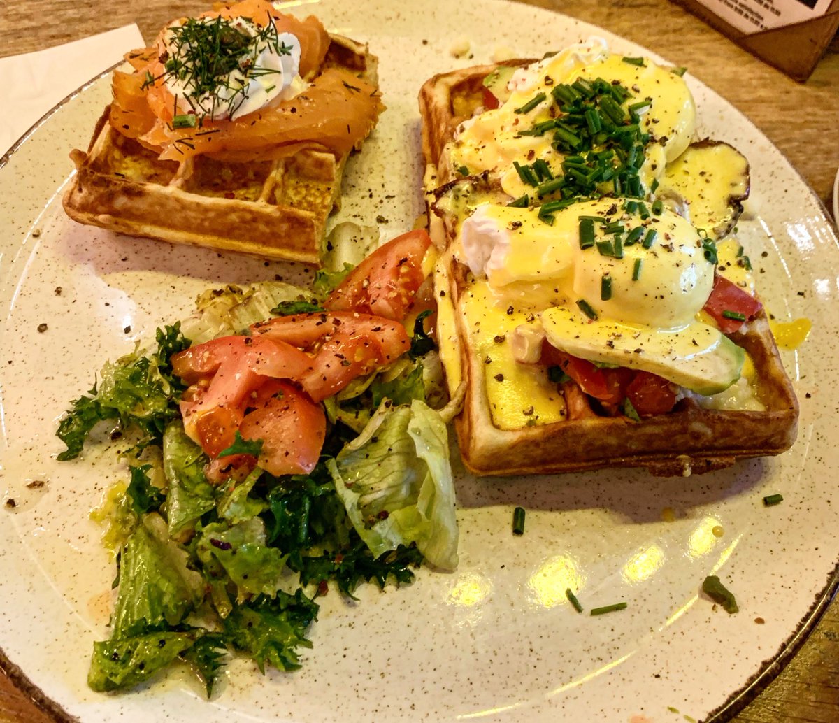 ra_swoosh's tweet photo. Starting my new year just right.

#MOODYFoodie https://t.co/gmZND8U60h
