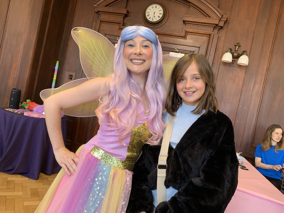Kidzcoolit's tweet photo. Having fun this morning at the London Eye ‘Sky Dancers’ party!!! https://t.co/b2Oa63mTxD #SkyDancers #VividToys #Toys #Gifting #SaturdayMotivation #SaturdayVibes #SaturdayMorning .@Norton_PR .@VividToyGroup .@ConcordeMedia https://t.co/vhvApLL2pt