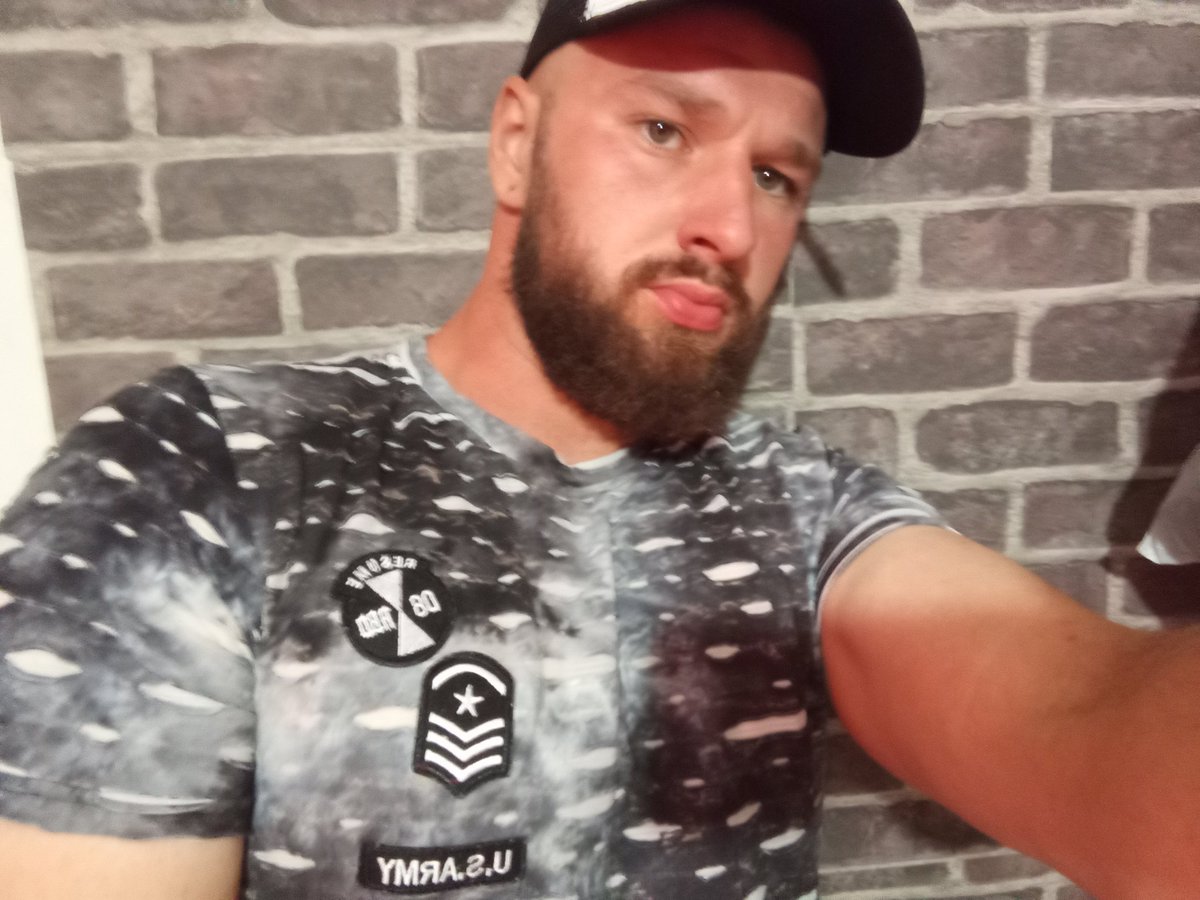 VikingBalcan's tweet photo. Sábado https://t.co/aCasDhGoZ8