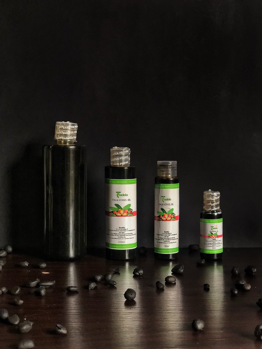 TiadolaSkin's tweet photo. Palm Kernel Oil in Four sizes.
50ml -#1500
100ml -#3000
200ml -#6000
500ml -#15000

It is always exciting when i tell an igbo person that i produce and sell palm kernel oil.
They are so happy to discuss it with a yoruba girl.

A thread. https://t.co/ZrXvMBSoAW