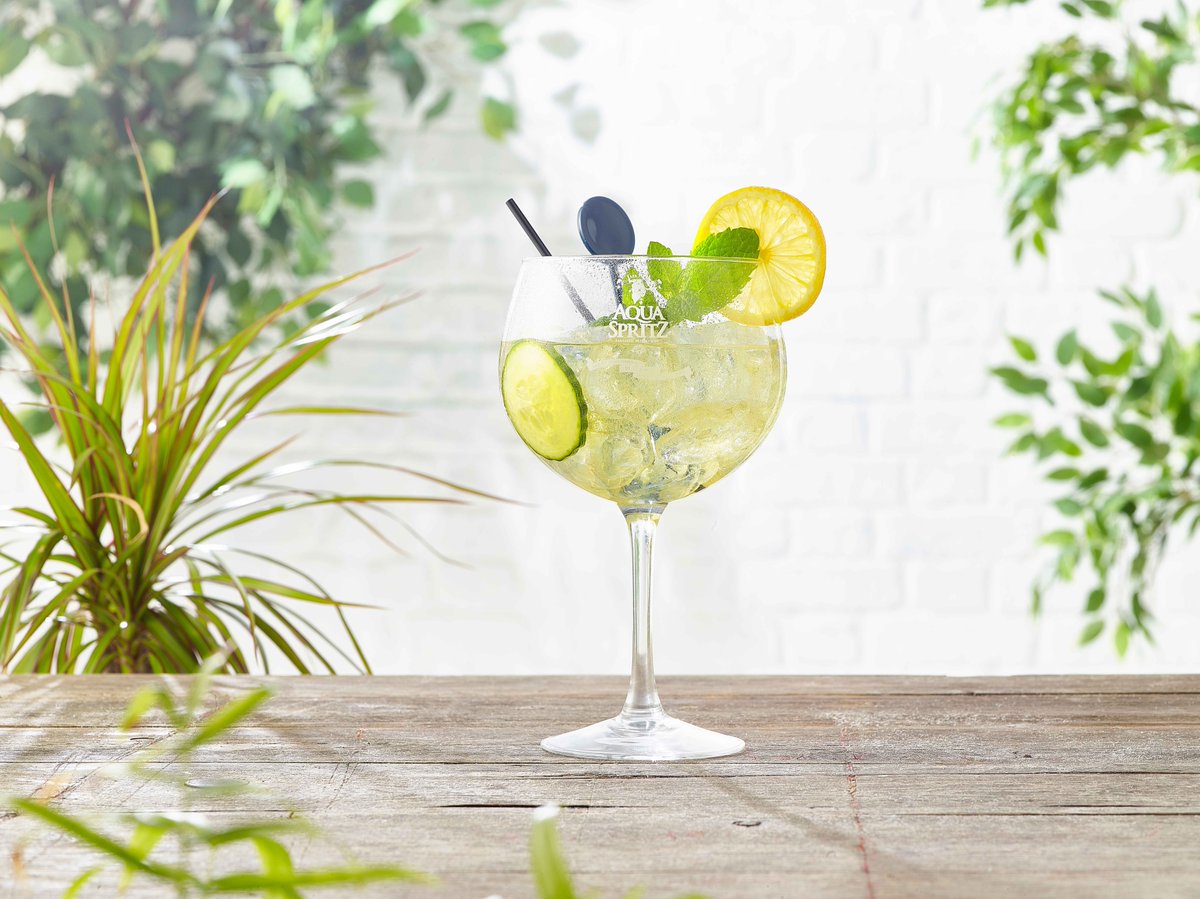 Mr Fitz Aqua Spritz tweet media