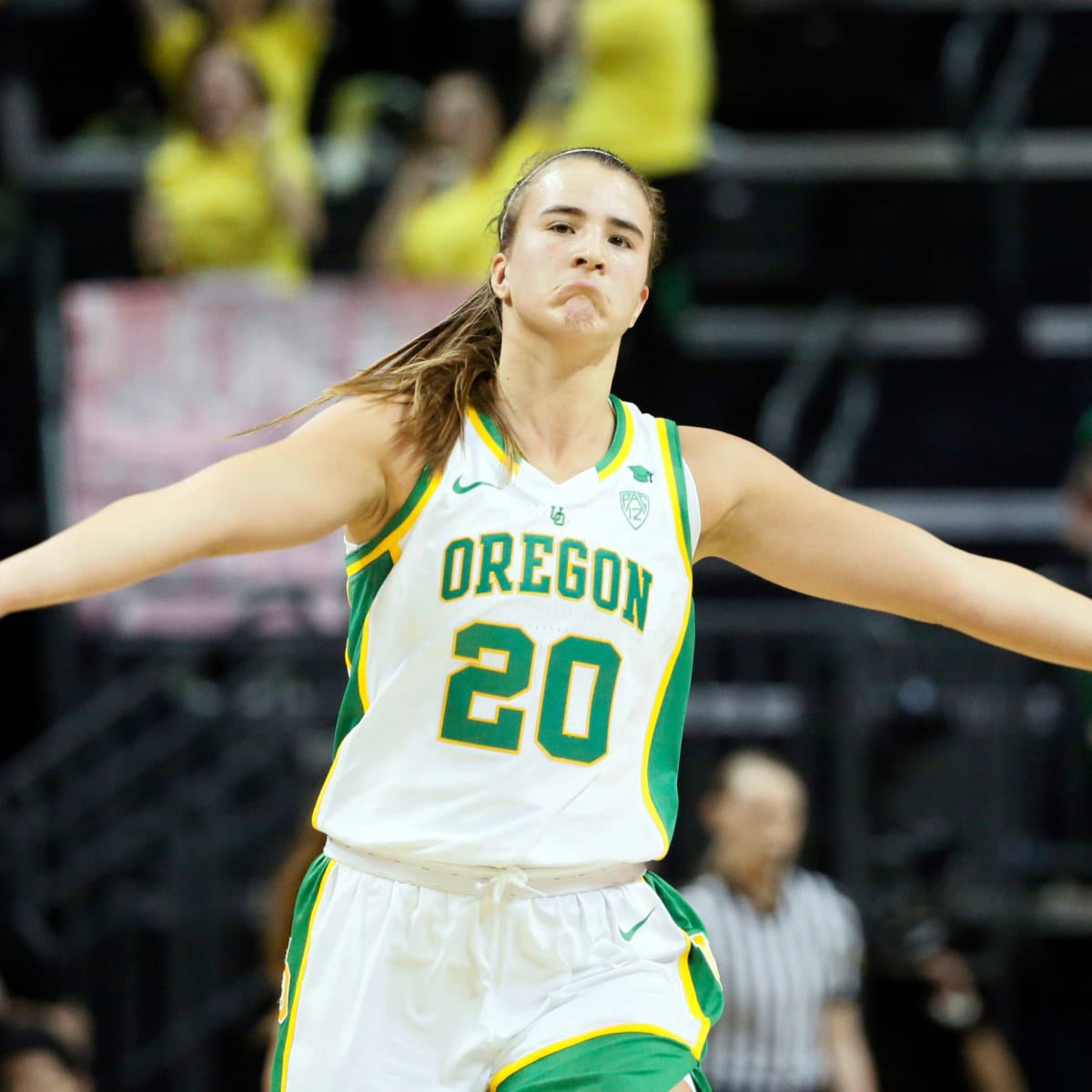 Reminder for @CollegeGameDay to come to Eugene next week for a top 15 game, have Sabrina Ionescu as the guest picker, The Duck is the best mascot in Gameday history, and they already have a great story in the Chip Kelly era at Oregon https://t.co/TC7Z8SQZhV