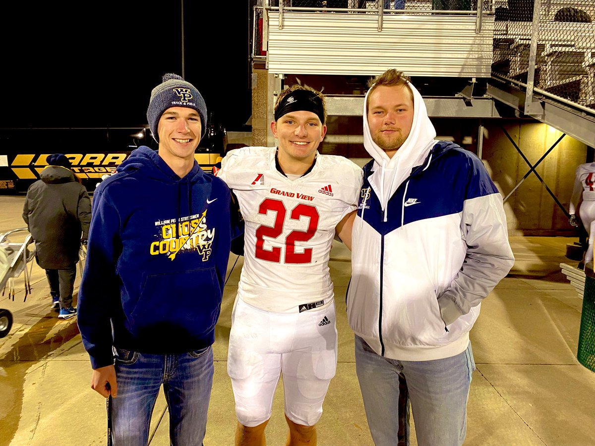 William Penn’s ASA, Jonah Heckenberg (Vice President) and CJ Rettig (President) with Grand View’s ASA, Casey Hill (President) meeting up after the football game the other night! 

The Heart of America ASA supports each other in and out of competition!