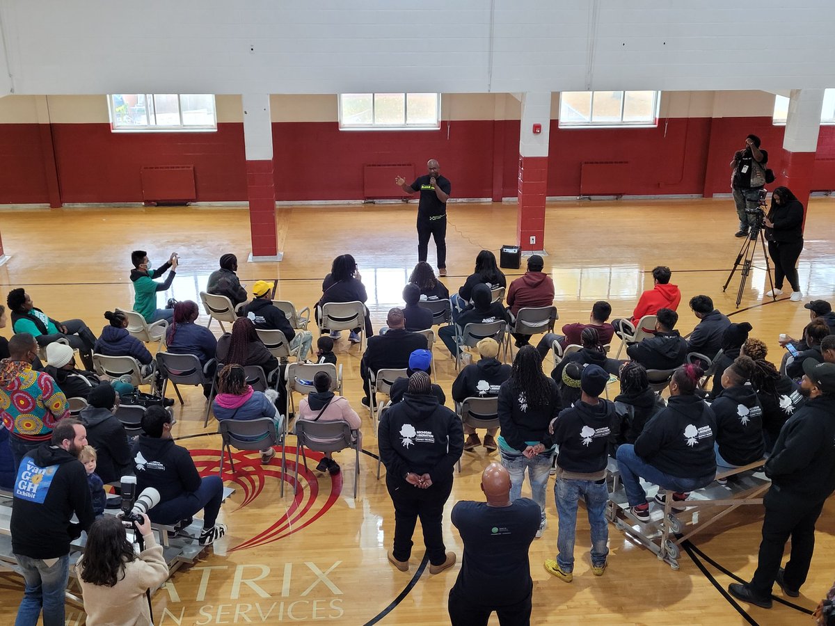 "Organized people are more powerful than organized money" @JamaalBowmanNY at the Detroit stop of <a href="/CommChangeAct/">Community Change Action</a> Democracy On the Line voter engagement tour