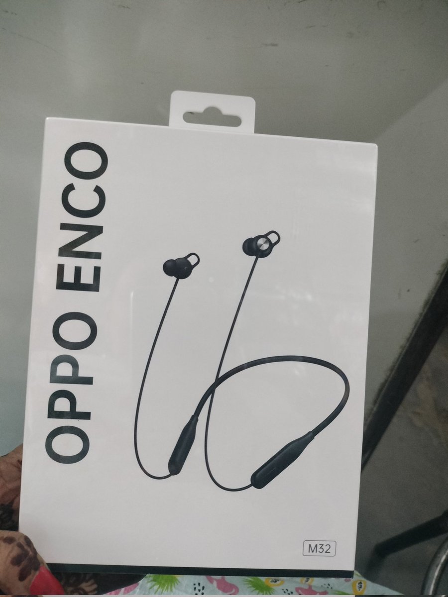 rajiarshita's tweet photo. THANKS A LOT ๐ DEAR @oppo @OPPOIndia @OPPOCareIN For Sending Me This Beautiful gift #OPPOEncoM32 (GREEN COLOR) #UnplugFor20hrs "Oppo K10" (Share to Win Contest https://t.co/I6RmOBGzI8