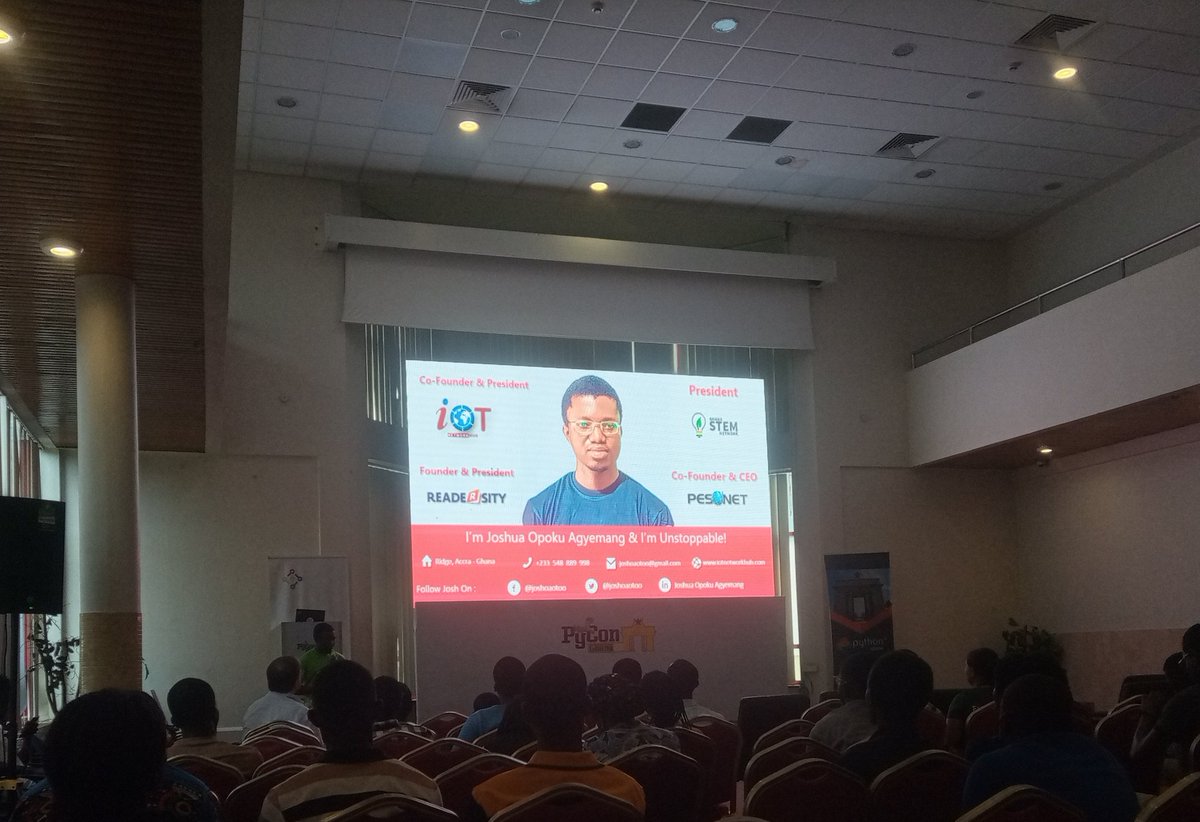 danieljatuat's tweet image. @joshoaotoo is giving a light talk about @iotnetworkhub .
@iotnetworkhub is exploring emerging technology to solve problems and to become a hub of emerging technology accelerating innovations 

#PyConGhana #PyConGh  #PyConGhana22 #PythonGhana