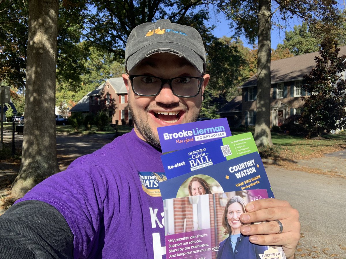 jakeweissmann's tweet photo. Beautiful weather to knock doors for & with incredible candidates including @katiefryhester @courtneywatson1 @BrookeELierman & @CalvinBallTeam . #knocktober is great solo or with a partner! 24 days to go! #leaveitonthefield #mdpolitics https://t.co/JDtFndciLK
