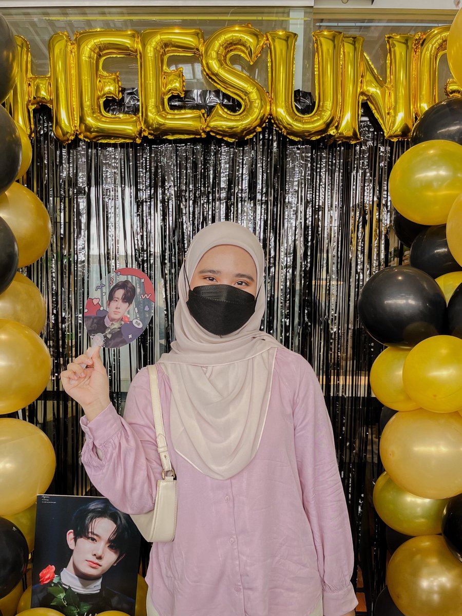 nrfatinltfi's tweet photo. glad that i never missed all enha’s cs event in kl so far, love everything! that’s all for today 🤍
#LightOfOctober #EuphoricVirtuosoinKL https://t.co/GoHtlopRLJ