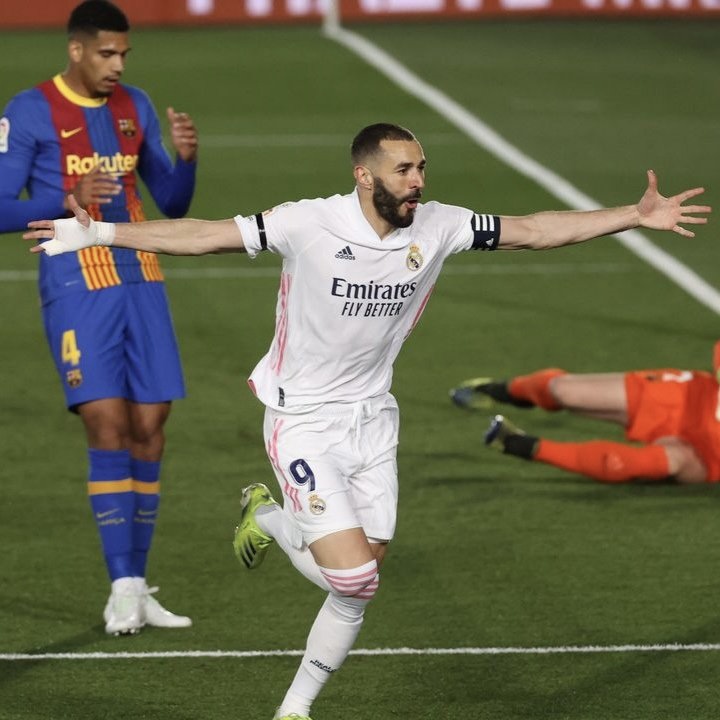 🚨💣 If Benzema scores a goal vs Barcelona, ​​one of you wins a Real Madrid shirt. To ENTER:

• RT and LIKE this tweet
• Follow <a href="/DanikRM_/">(fan) Danik</a> &amp; <a href="/theMadridZone/">Madrid Zone</a>