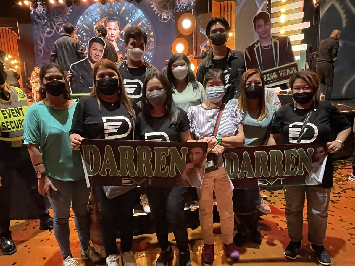 iLoveDarren_24's tweet photo. With my fellow DARRENatics!! π
Thank you for tonight Darren! We love youuu so much D!
DARREN WITH MR MUSIC
#DARREN @Espanto2001
#JM20Years https://t.co/5gtu2GMw5y