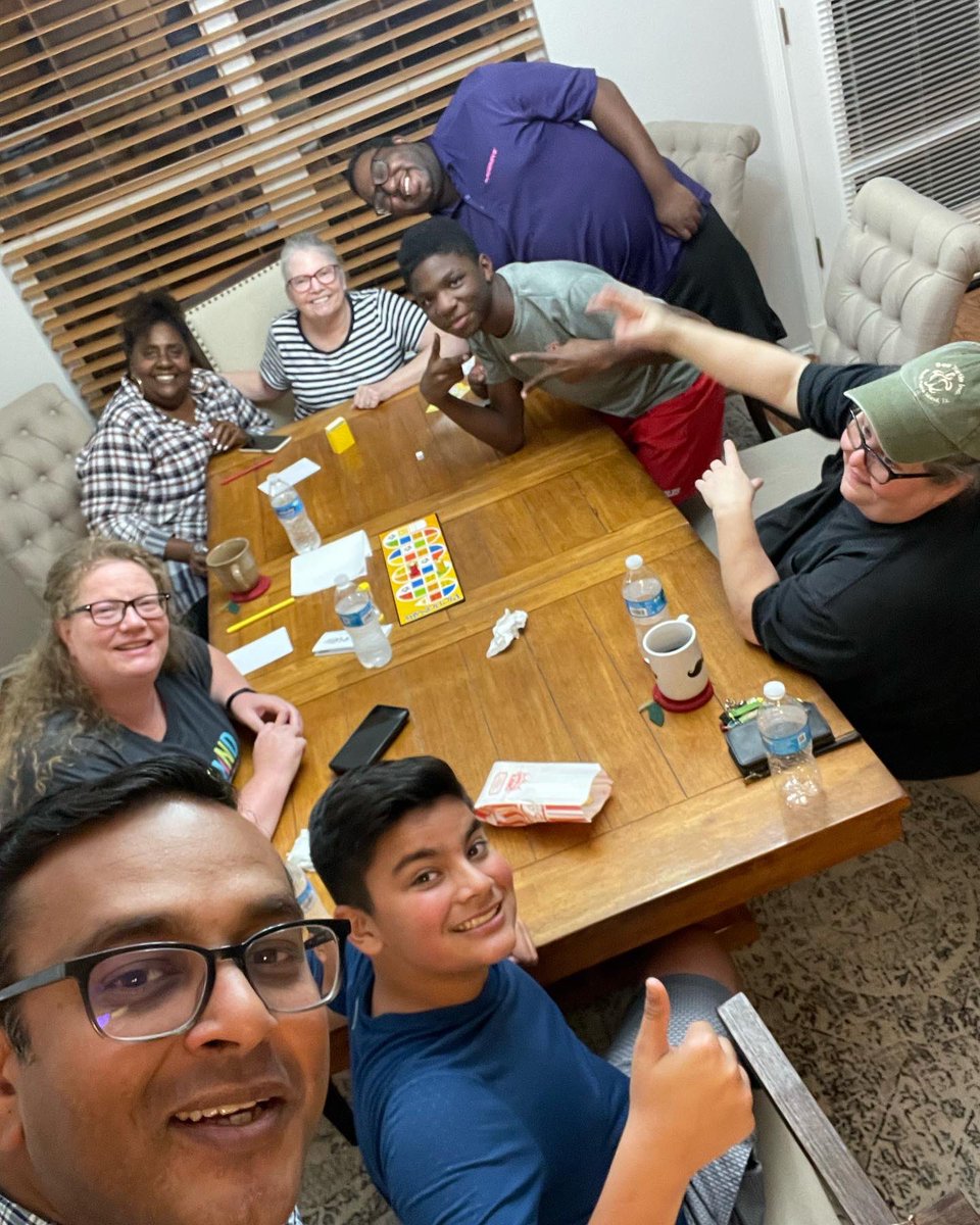 mel_reddy's tweet photo. Life is always better together! We are thankful for all our interest-based small groups that meet throughout the week. Some groups help us grow spiritually and others for connecting. If you need community or great Christian friends, join us! #bettertogether #FallSmallGroups https://t.co/1a8zvlGs3k