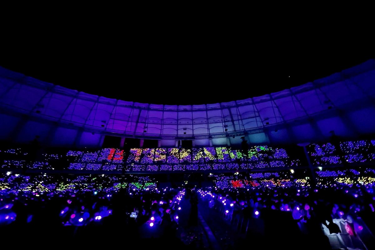 yoonamoni's tweet photo. Todas as performances da #YetToComeinBUSAN em HD - A thread para quem não pôde ver ou deseja assistir novamente; https://t.co/5JWlt5zuS8