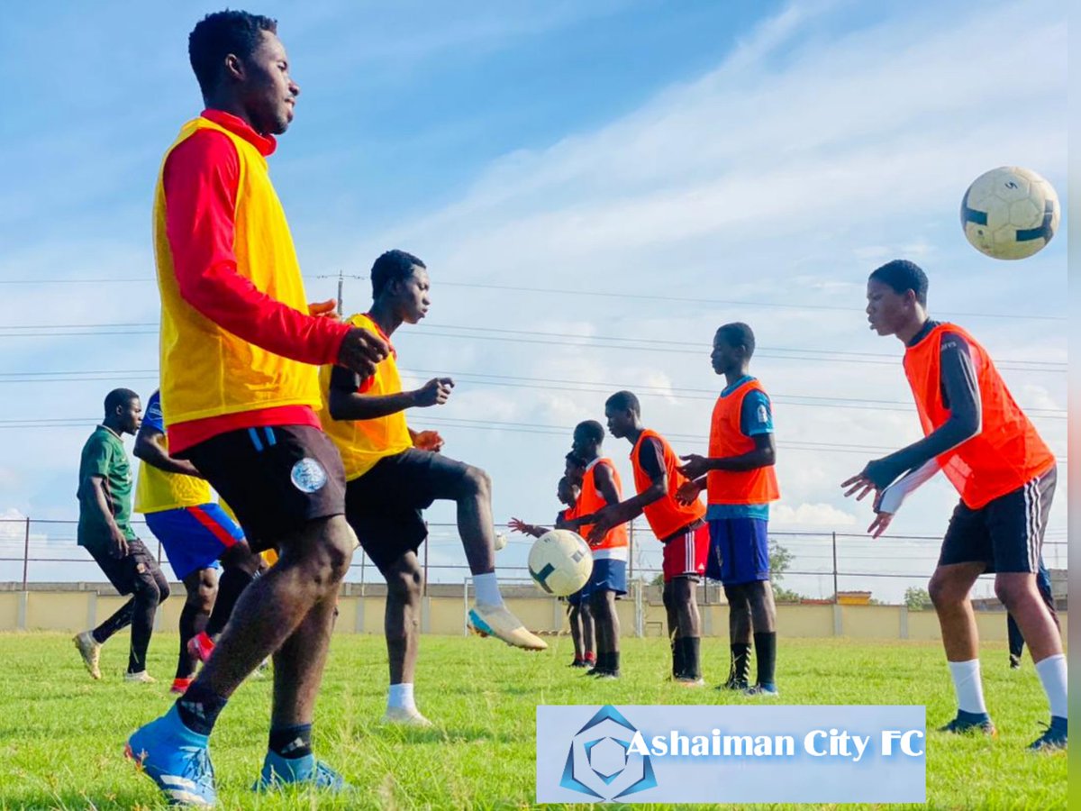 AshaimanFc's tweet photo. No matter the circumstances you may be going through, just push through it.

Have a great weekend #TeamCitizen

#AshaimanCity
#Weekendvibez https://t.co/on7FgRXXta
