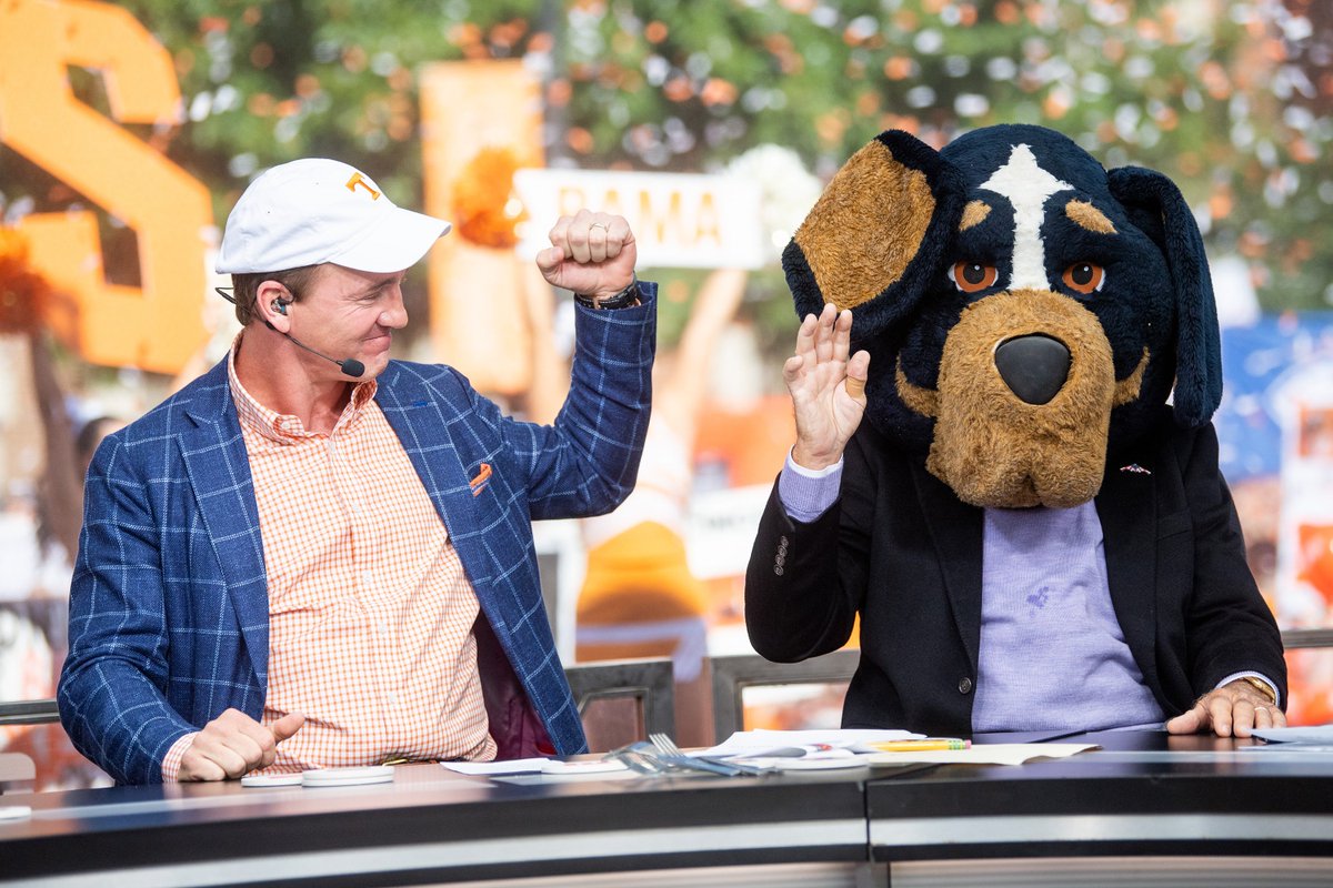 bpaciorka's tweet photo. 🍊>🐘 https://t.co/tmzG9sXD5i