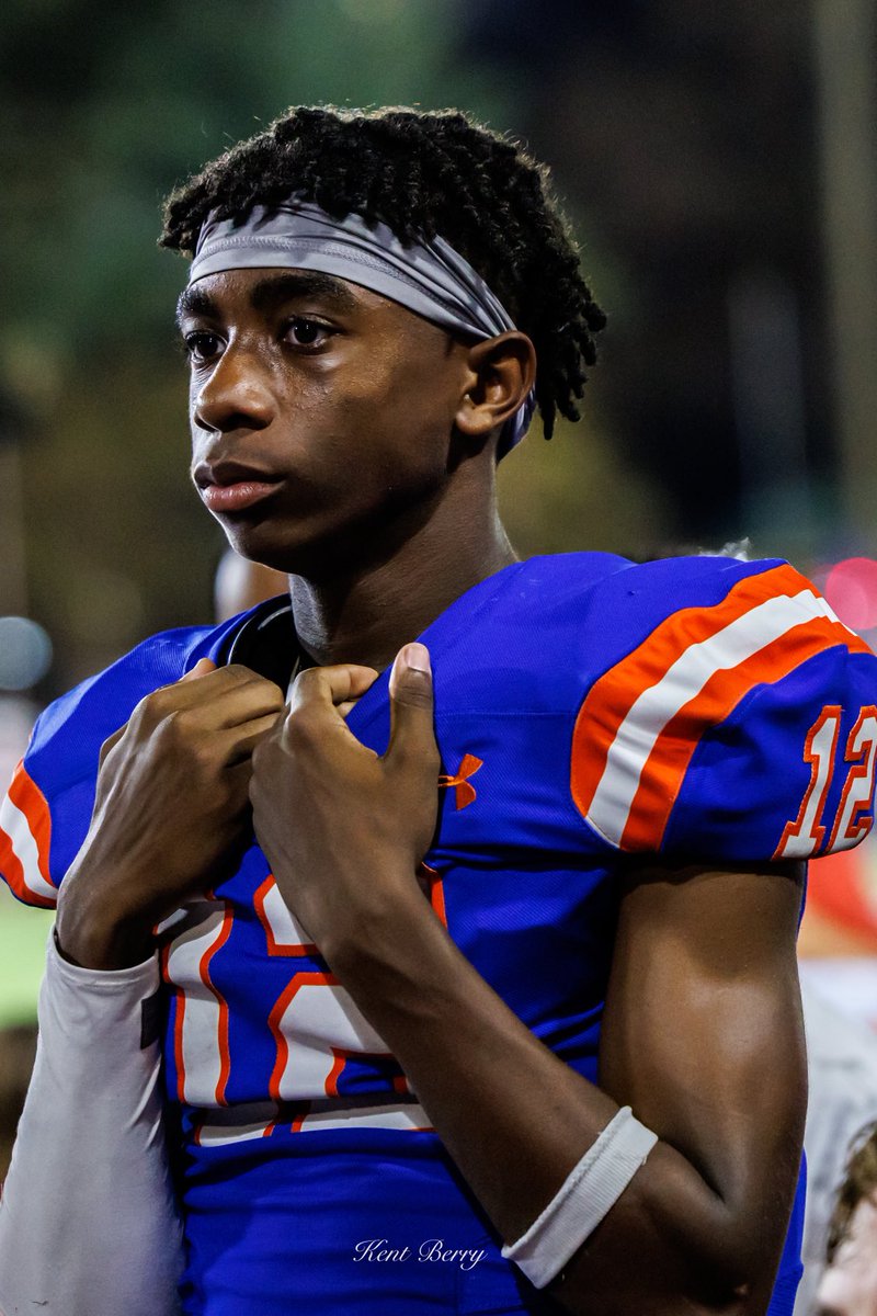 ⁦WR ⁦@Duece2_⁩ led ⁦@Bolles_Football⁩ on Thursday night with 4 catches for 94 yards and a TD.