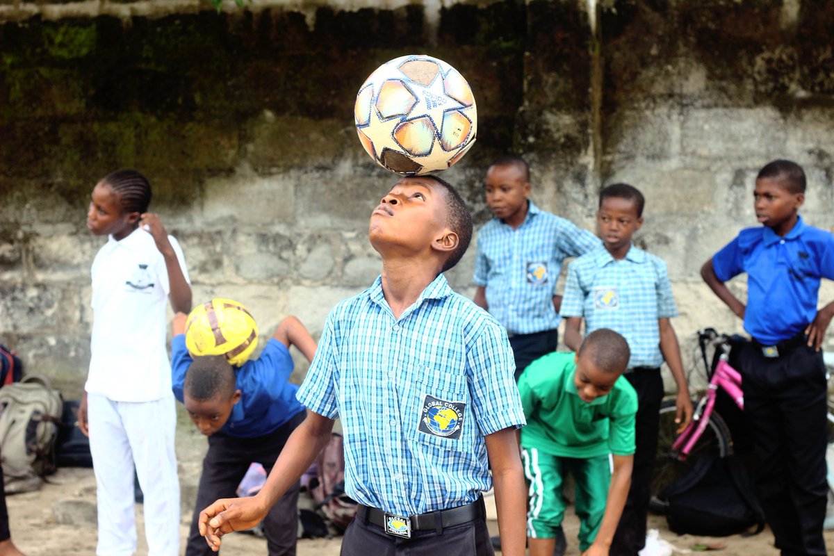 ChukwuebukaFA's tweet photo. WEEK 55 #CSFFTP
We Focused Majorly On "Balancing In Week 55 of Chukwuebuka School Freestyle⚽ Training Program #CSFFTP22 15/10/22
🎥 https://t.co/KV0rmFni8C
#ChukwuebukaFreestyle #ChukwuebukaEzugha #ChukwuebukaAcademy #Football @danomilk_ng #ChukwuebukaFreestyleEntertainment https://t.co/wvtjXw2tLM